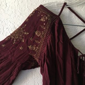 Maroon Flowy Blouse with Elegant Shoulders